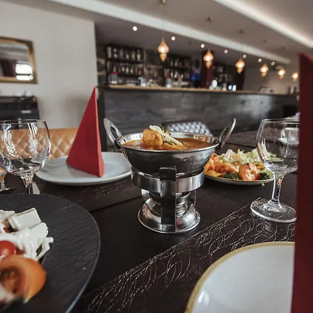 Lindenhof Hotel 4*