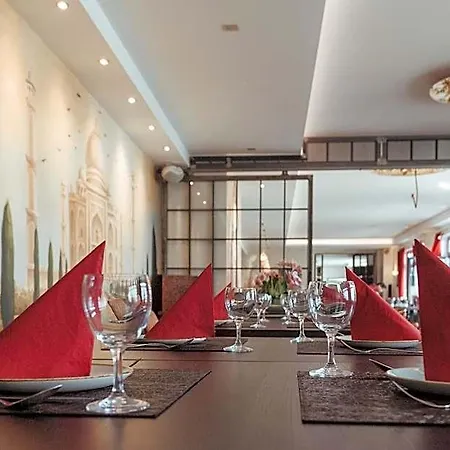 Lindenhof Hotel 4*